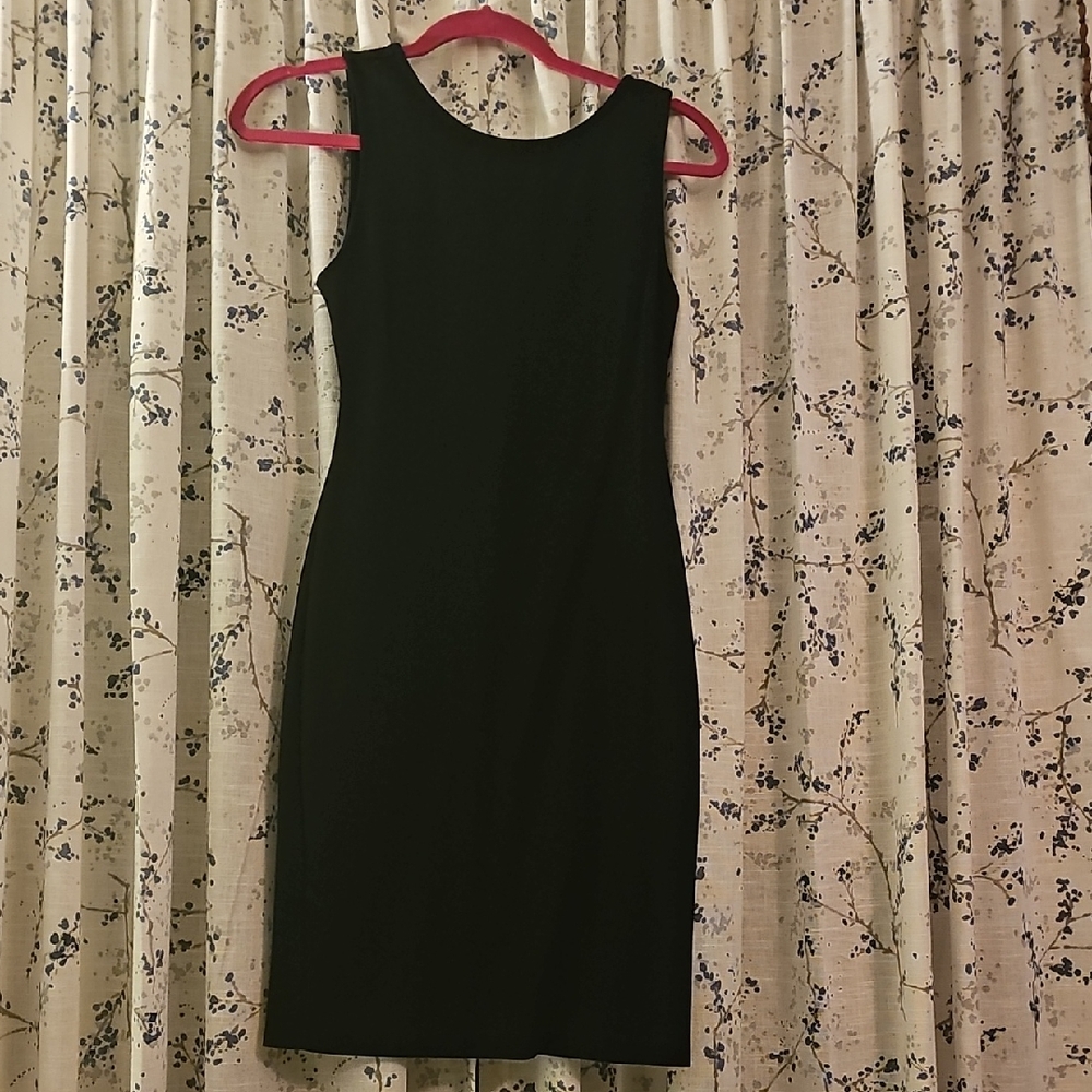 Lulu's Elegant Black Sleeveless Midi Dress